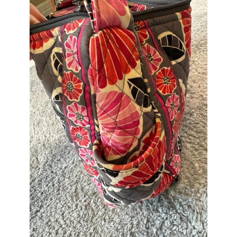 Vera Bradley Shoulder Bag Quilted Cotton Floral Pink Red Gray Hobo Purse